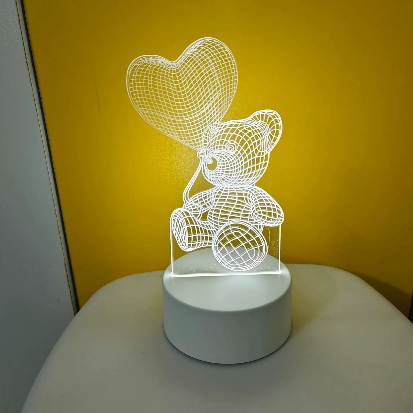 Lampa 3D Ursuleț – Cadoul Perfect pentru Îndrăgostiți și Camerele Copiilor